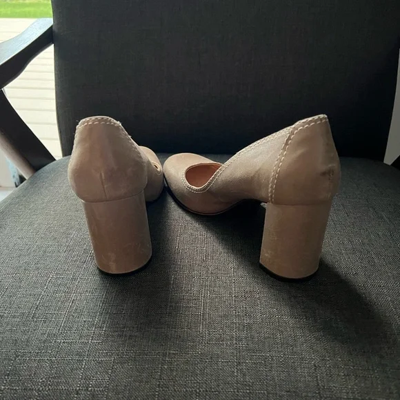 Tan Block Heel Pumps with Rounded Toe - Picture 2 of 5